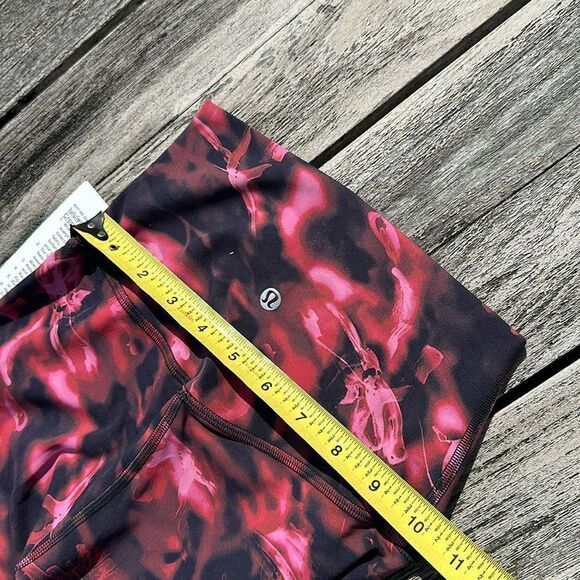 Lululemon Align High-Rise Crop 23" size 2 NWT Black Pink Blossom leggings - Picture 4 of 5
